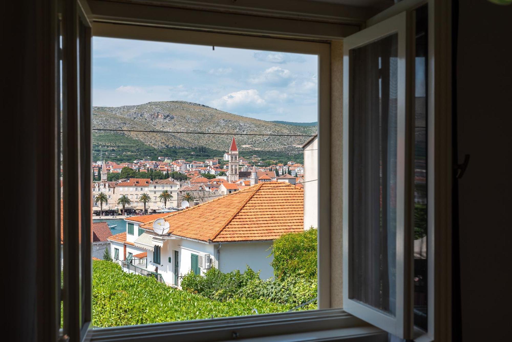 Guest House Bakica Trogir Exterior photo